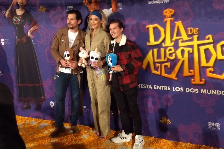 conferencia de prensa dia de muertos pelicula animada mexico elenco memo aponte fernanda del castillo alan estrada