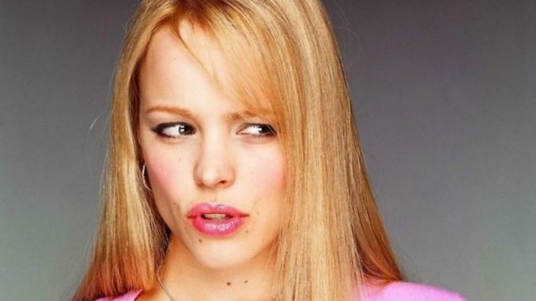 fotografía de rachel mcadams como regina george