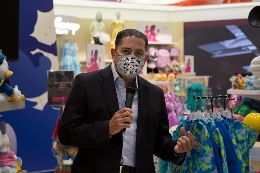 Luis Lomelí, VP y Director General, CPGP, The Walt Disney Company México_2