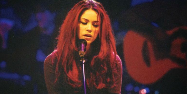 shakira-unplugged-00