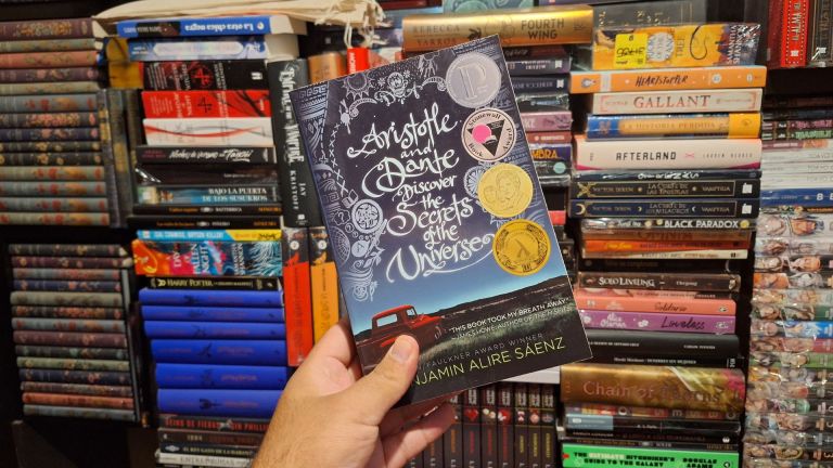 De amor, juventud y otras pasiones, reseña de “Aristóteles y Dante Descubren los Secretos del Universo”